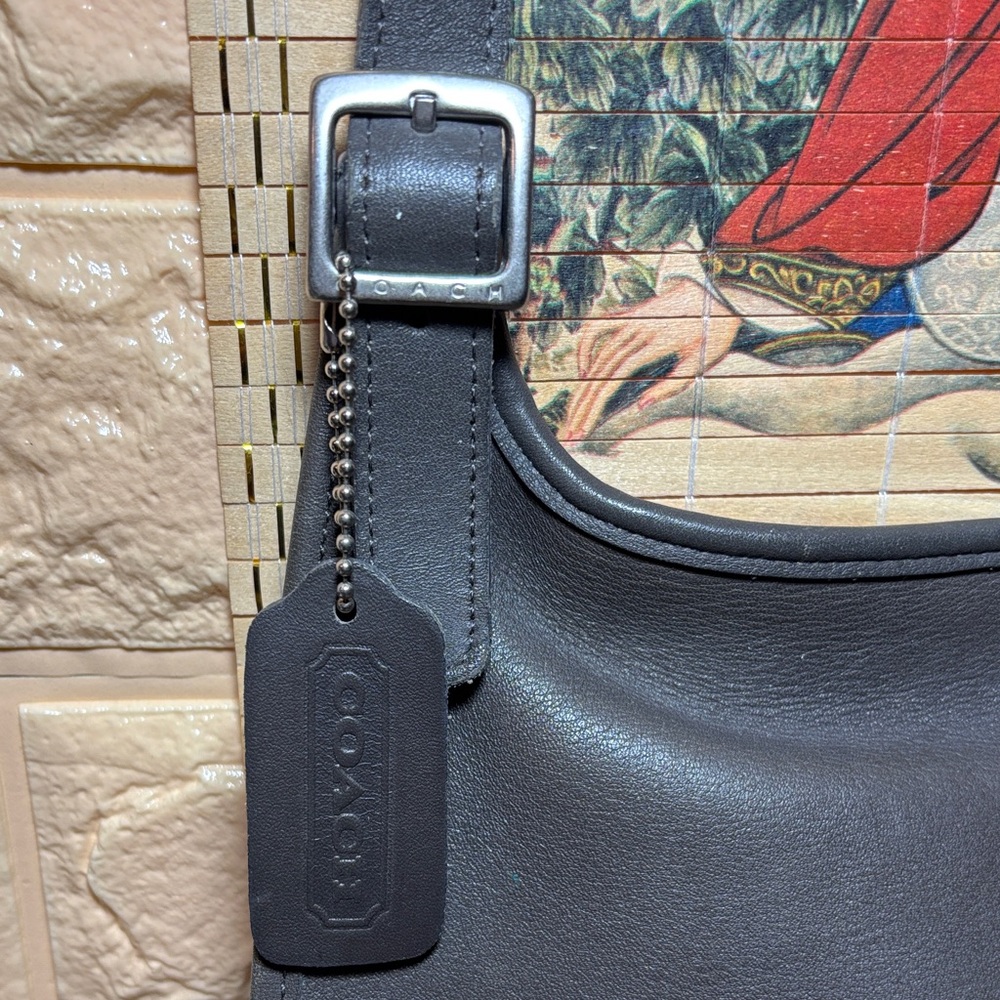 Coach Hippie Flap 9134 Vintage Grey Leather Shoulder Bag Crossbody Adj. Strap - Picture 3 of 17